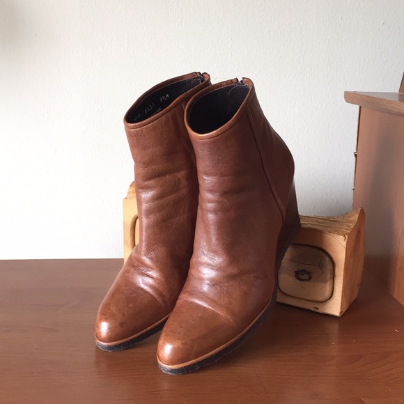 Stuart Weitzman Shoes - Stuart Weitzman Wedged Booties